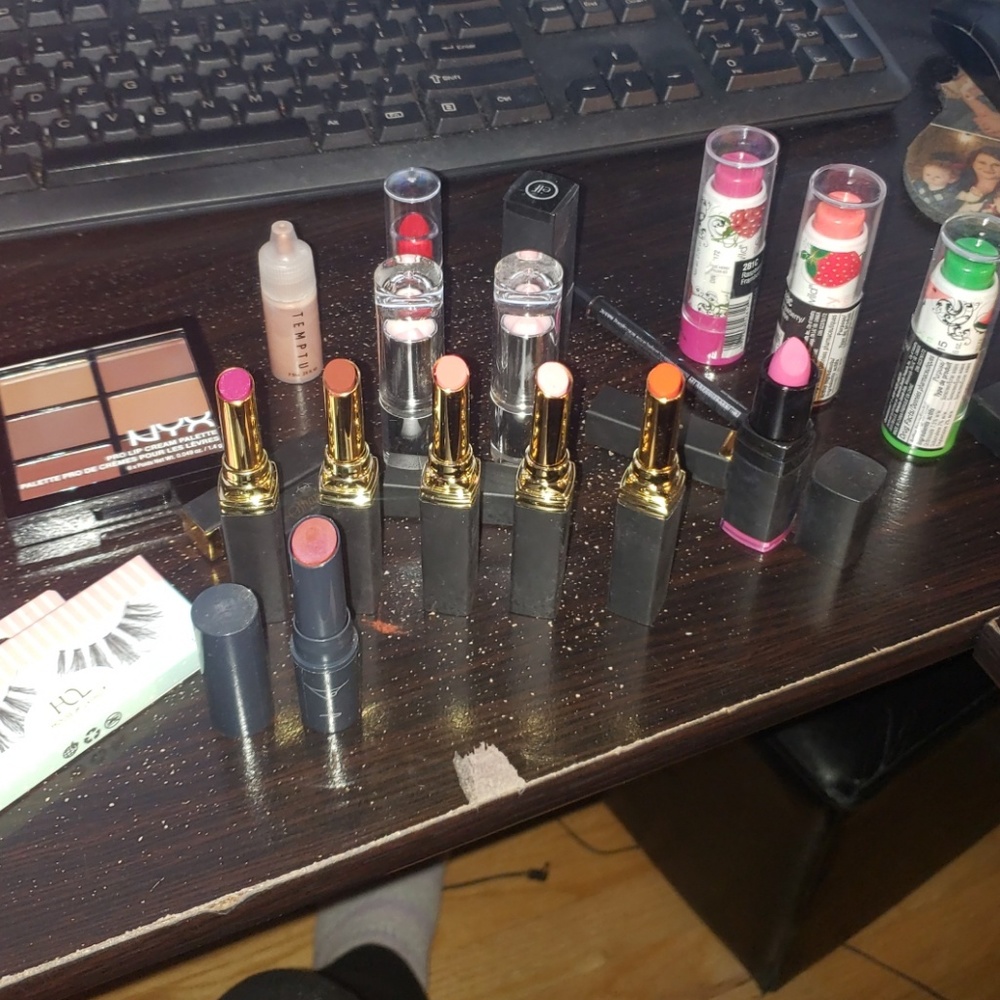 Random Makeup Lot NEW